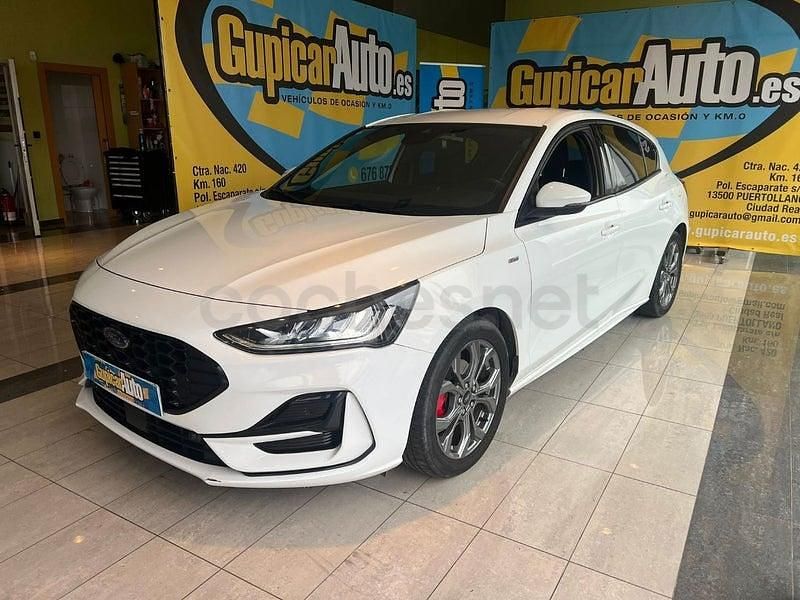Blanco Usado 2023 Ford Focus ST-Line X Berlina | 19.600 € (Un poco caro) - Imagen 1/4