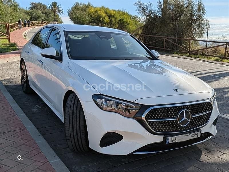 Usado Mercedes E220 200 CV (147 kW) 2024 Blanco Berlina