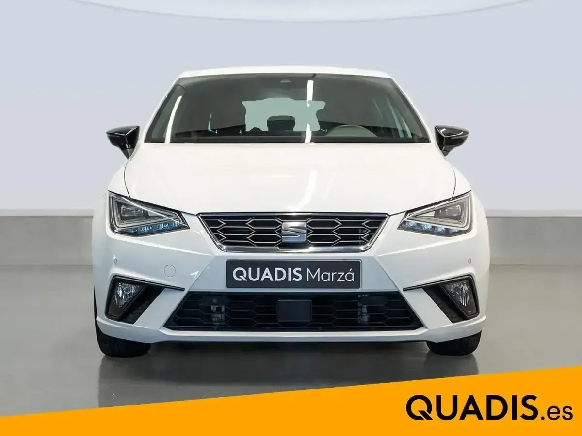 Usado Seat Ibiza FR 110 CV (80 kW) 2022 Blanco Utilitario