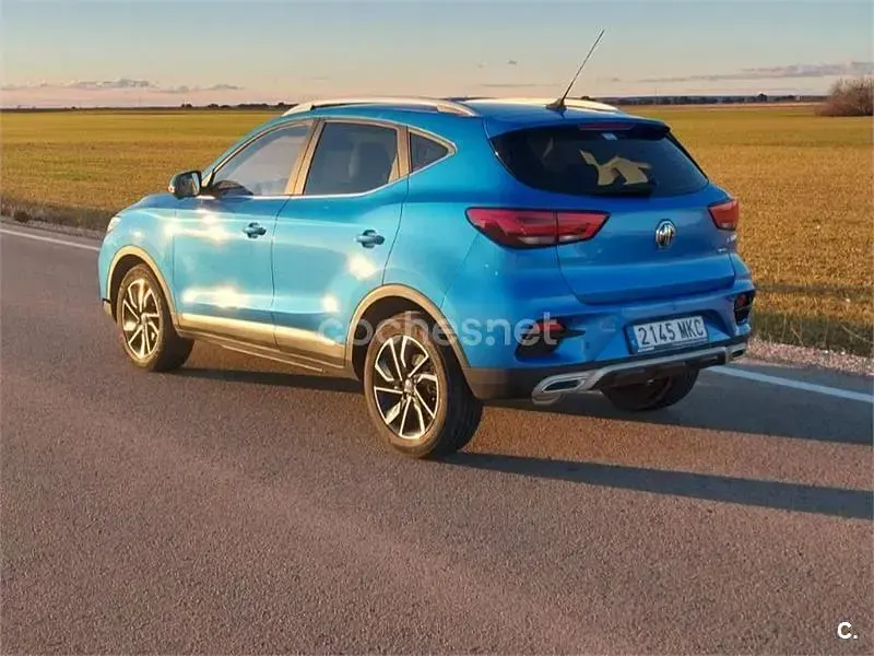 Usado MG ZS Luxury 111 CV (81 kW) 2023 Azul SUV