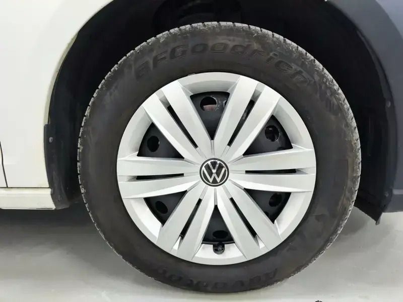 Usado VW Caddy 102 CV (75 kW) 2023 Monovolumen