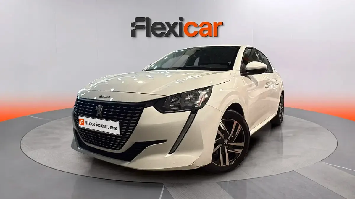 Usado Peugeot 208 Signature Sky 110 CV (80 kW) 2019 Blanco Utilitario