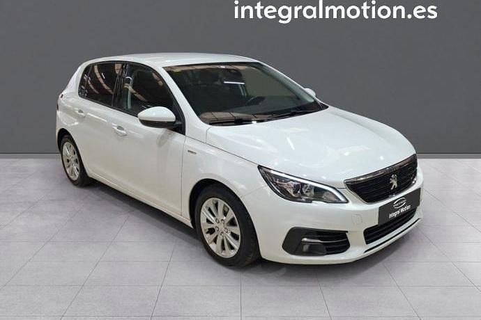 Usado Peugeot 308 Style 102 CV (75 kW) 2021