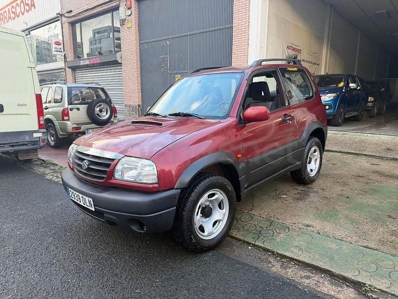 Usado Suzuki Grand Vitara 110 CV (80 kW) 2005 Granate SUV