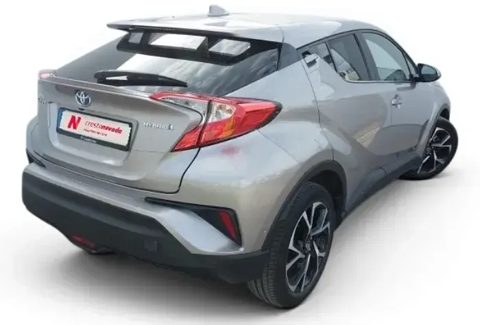 Usado Toyota C-HR Advance 122 CV (89 kW) 2019 Gris SUV
