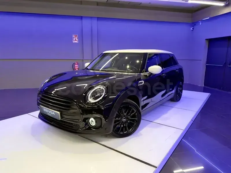Usado Mini Cooper Clubman 136 CV (100 kW) 2021 Negro Familiar