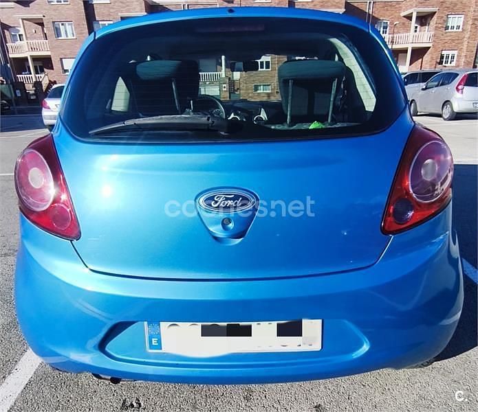Usado Ford Ka 69 CV (50 kW) 2012 Azul Utilitario