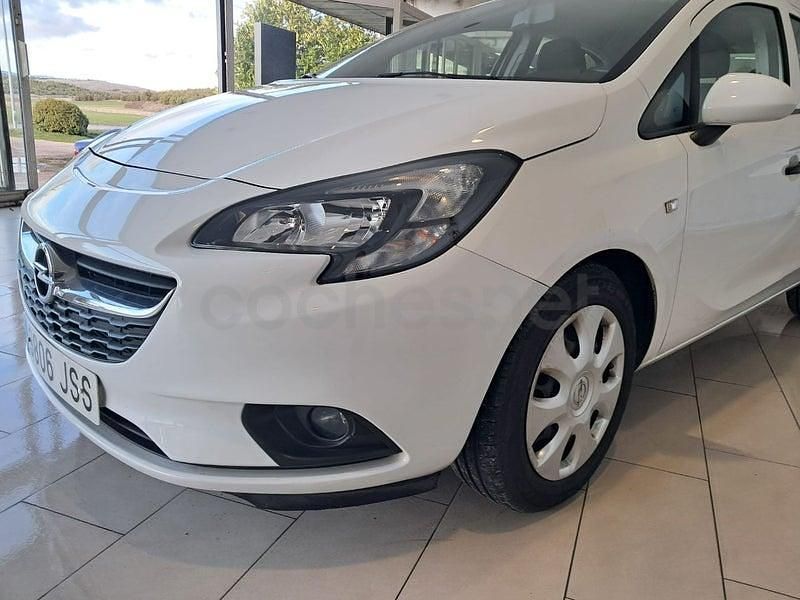 Usado Opel Corsa Expression 75 CV (55 kW) 2016 Blanco Utilitario