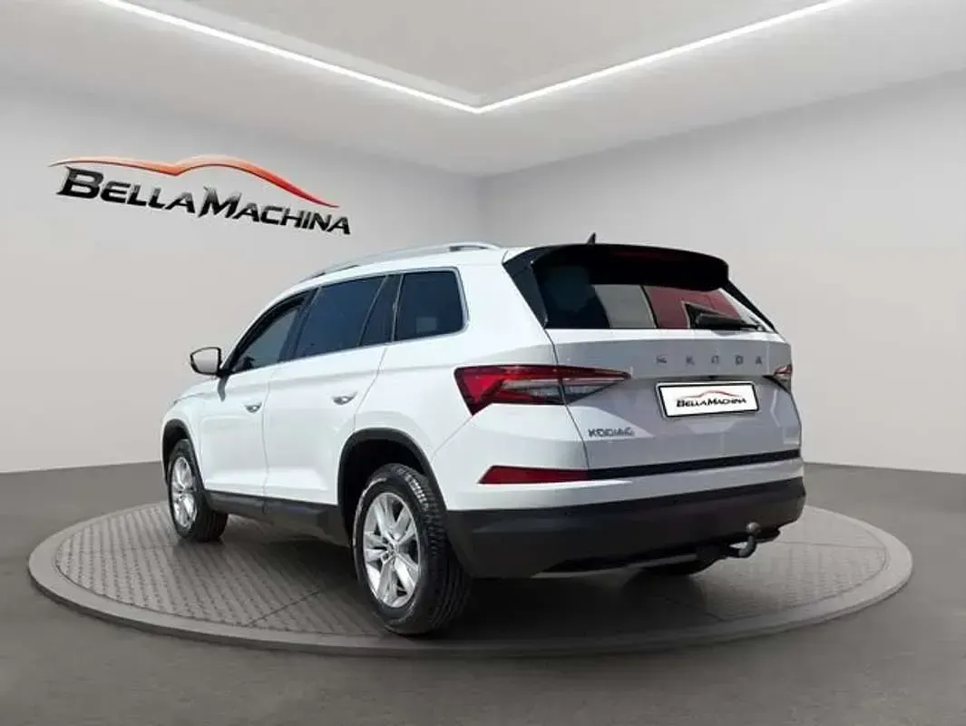 Begagnad Skoda Kodiaq Ambition 150 HK (110 kW) 2022 Vit SUV
