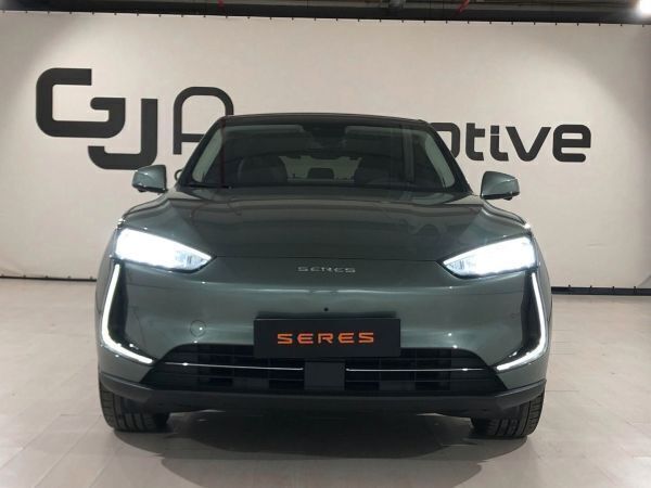 Usado Seres 5 430 kW (585 CV) 2024 Verde SUV