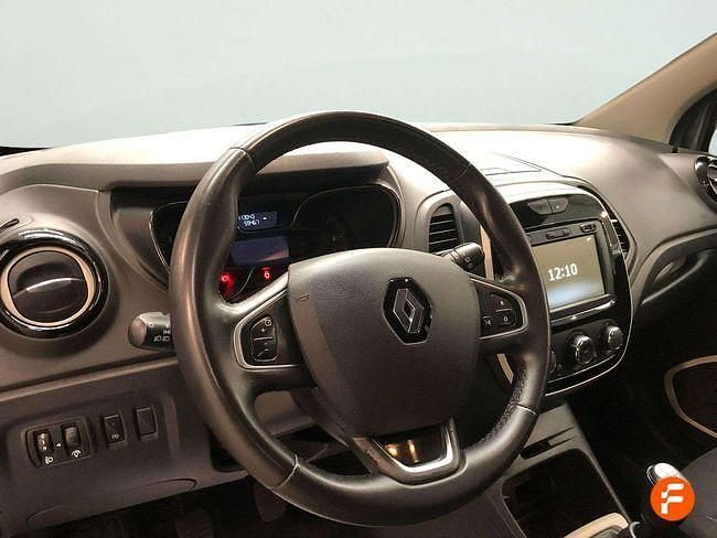 Usado Renault Captur Life 90 HP (66 kW) 2019 Cinzento SUV