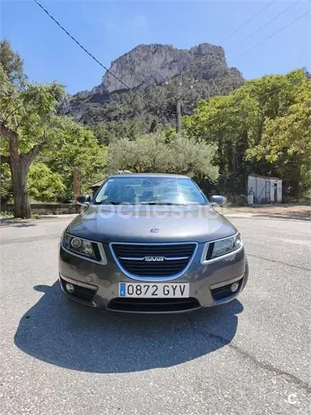 Usado Saab 9-5 Vector 160 CV (117 kW) 2010 Gris / plata Berlina