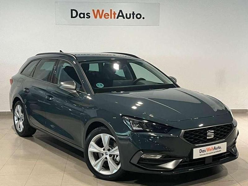 Azul Usado 2024 Seat Leon ST FR Familiar | 23.990 € (Buen precio) - Imagen 1/4