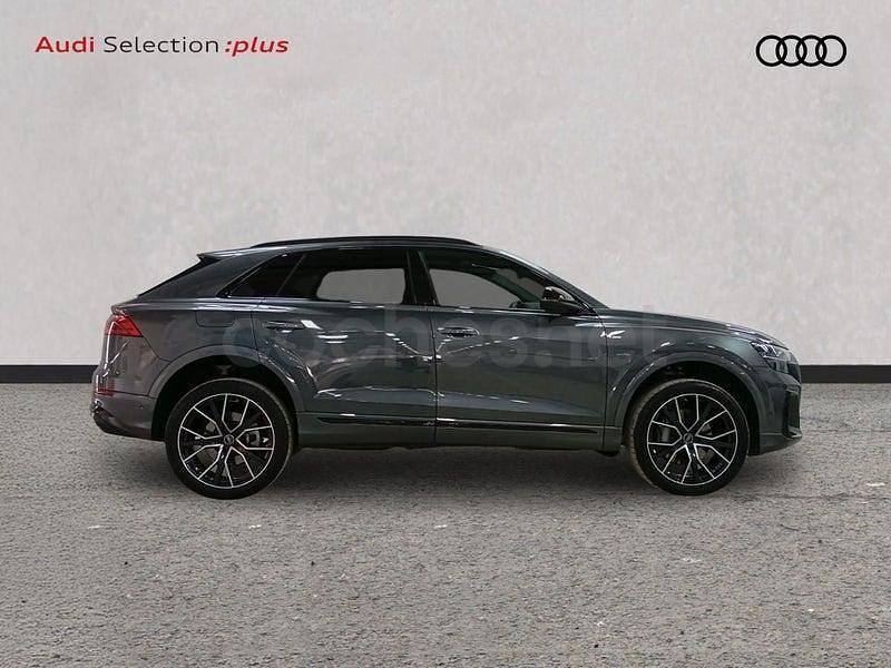 Usado Audi Q8 286 CV (210 kW) 2025 Gris / plata SUV