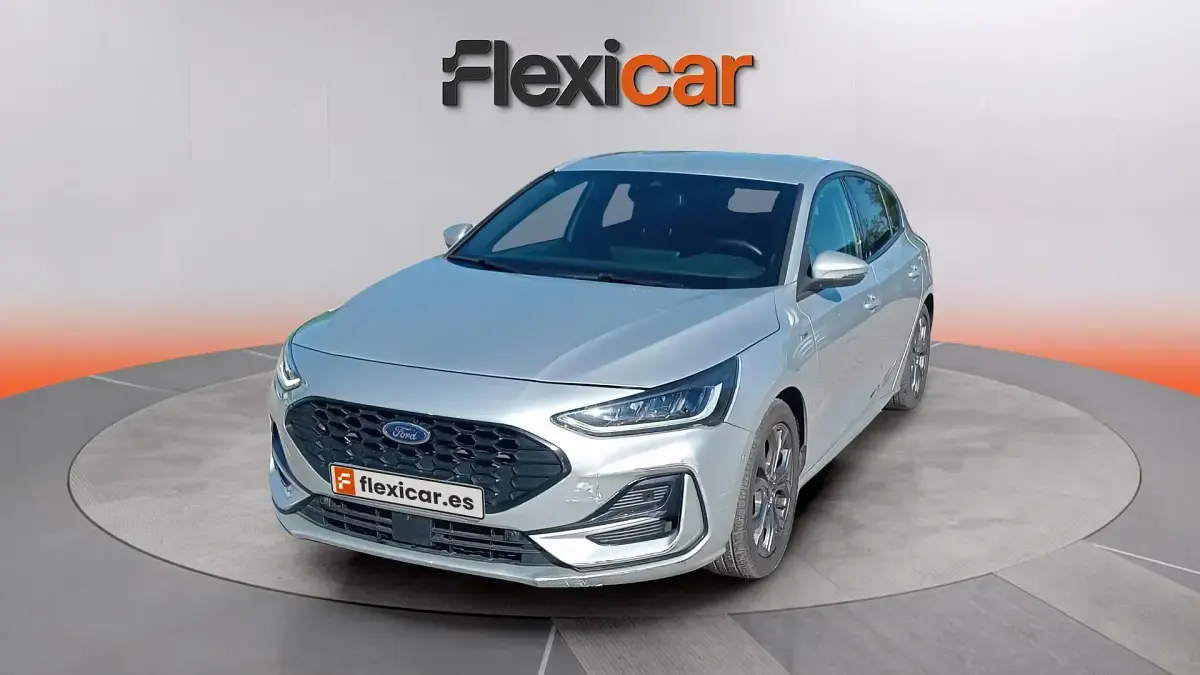 Usado Ford Focus ST-Line 155 CV (114 kW) 2023 Gris Berlina