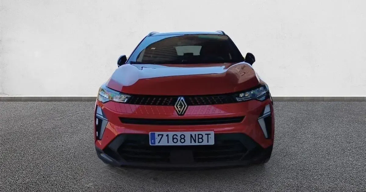 Usado Renault Captur Techno 100 CV (73 kW) 2025 SUV