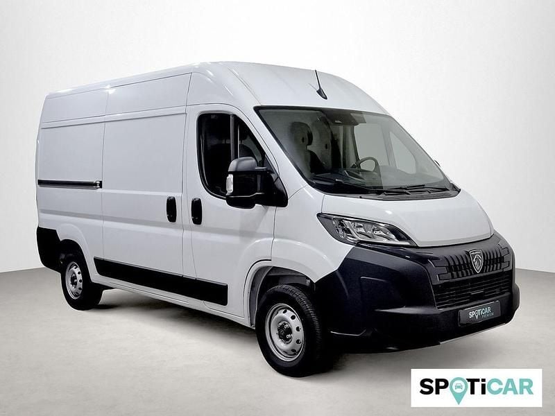 Blanco Usado 2024 Peugeot Boxer S Van | 28.350 € (Super precio) - Imagen 1/4