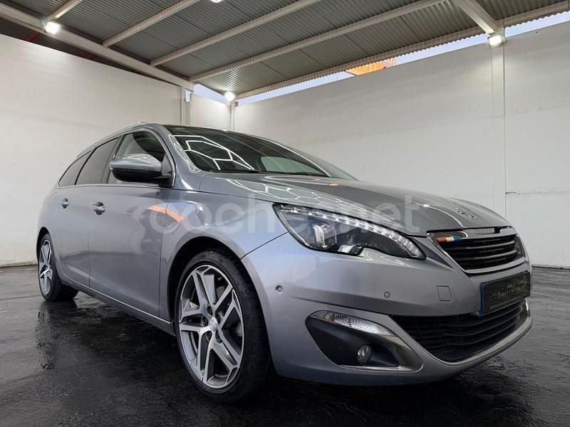 Begagnad Peugeot 308 SW Allure 150 HK (110 kW) 2014 Grå Kombi