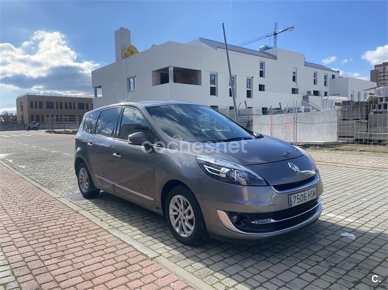 Gris / plata Usado 2013 Renault Grand Scénic III Dynamique Monovolumen | 5999 € (Precio justo) - Imagen 1/4
