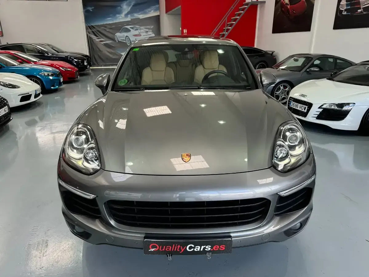 Usado Porsche Cayenne Diesel 262 CV (192 kW) 2015 Gris SUV