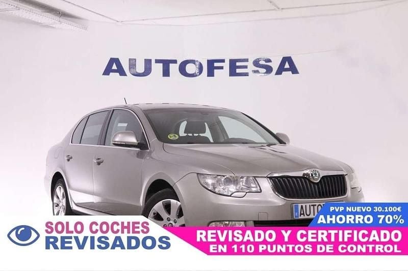 Usado Skoda Superb 140 CV (102 kW) 2009 Berlina