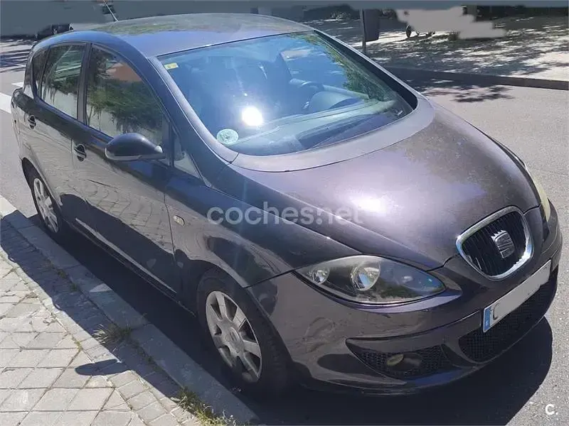 Usado Seat Toledo Stylance 140 CV (102 kW) 2006 Negro Utilitario