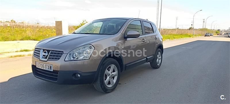 Usado Nissan Qashqai Tekna 106 CV (77 kW) 2007 Beige SUV
