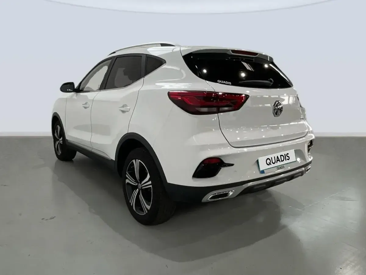 Usado MG ZS Comfort 106 CV (77 kW) 2022 Blanco SUV