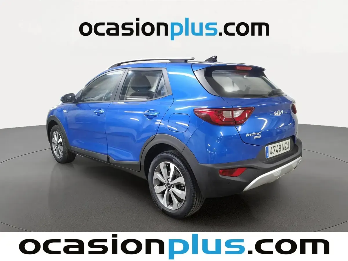Usado Kia Stonic 101 CV (74 kW) 2025 Azul SUV