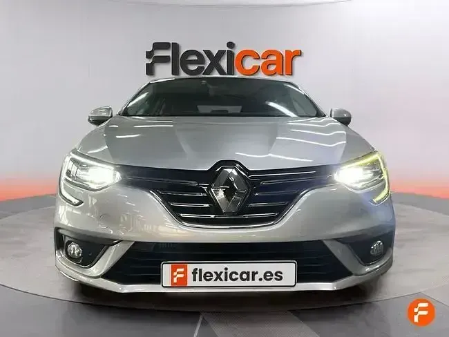 Usado Renault Mégane Zen 130 CV (95 kW) 2016 Gris
