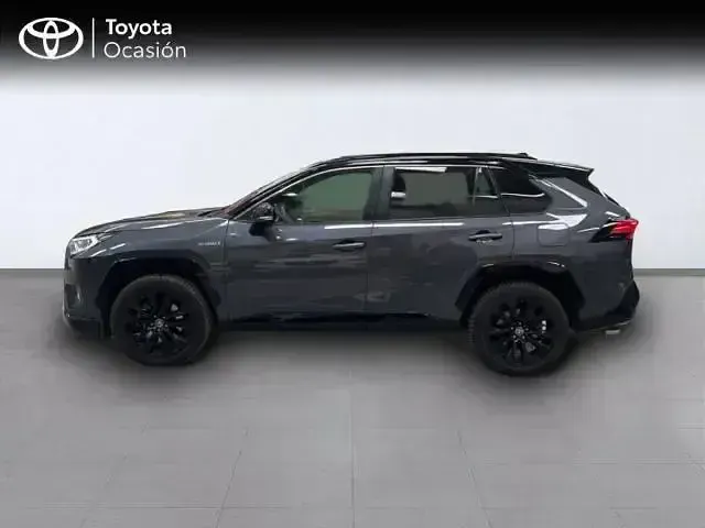 Usado Toyota RAV4 Style 220 CV (161 kW) 2021 Gris SUV
