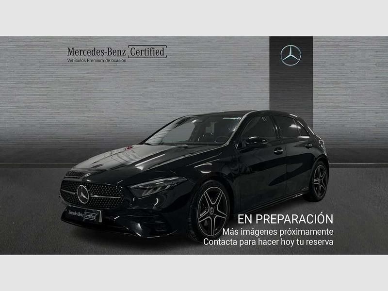 Negro Usado 2025 Mercedes A180 Berlina | 30.990 € (Buen precio) - Imagen 1/4