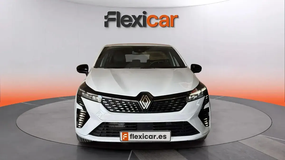 Usado Renault Clio V Techno 90 CV (66 kW) 2024 Blanco Berlina