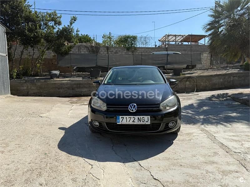 Usado VW Golf VI Highline 122 CV (89 kW) 2009 Negro Utilitario