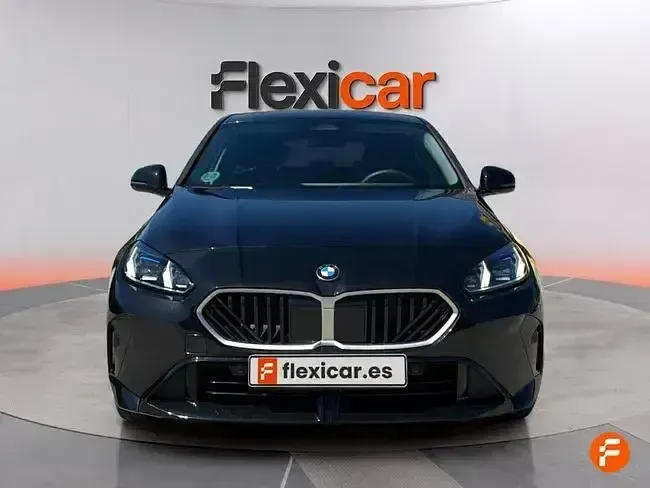 Usado BMW 118 150 CV (110 kW) 2025 Negro Utilitario