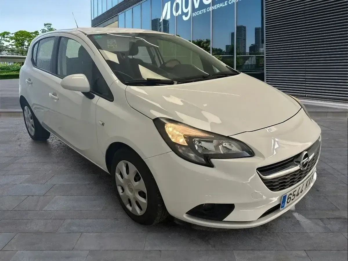 Usado Opel Corsa Selective 90 CV (66 kW) 2019 Blanco Utilitario