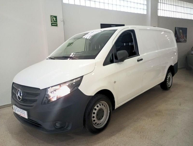 Usado Mercedes Vito 102 CV (75 kW) 2021 Blanco Van