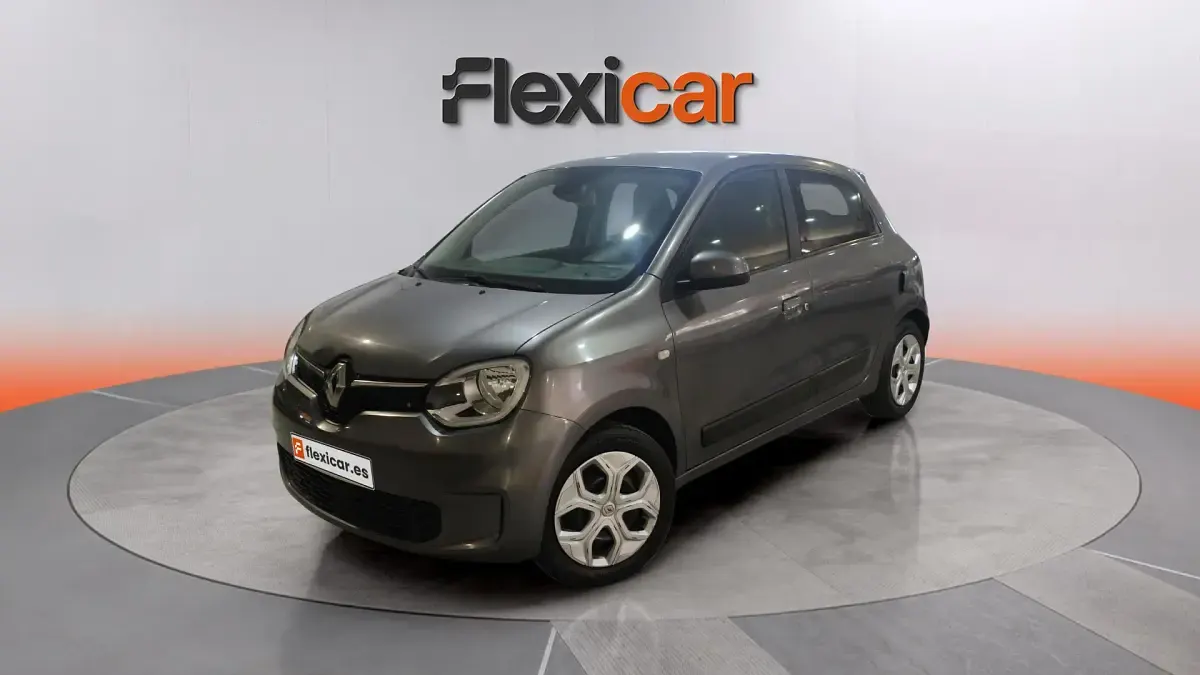Usado Renault Twingo Zen 60 kW (82 CV) 2021 Gris Utilitario