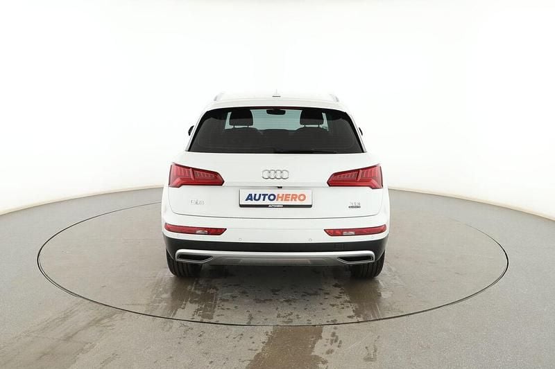 Usado Audi Q5 Design 190 CV (139 kW) 2019 Blanco SUV