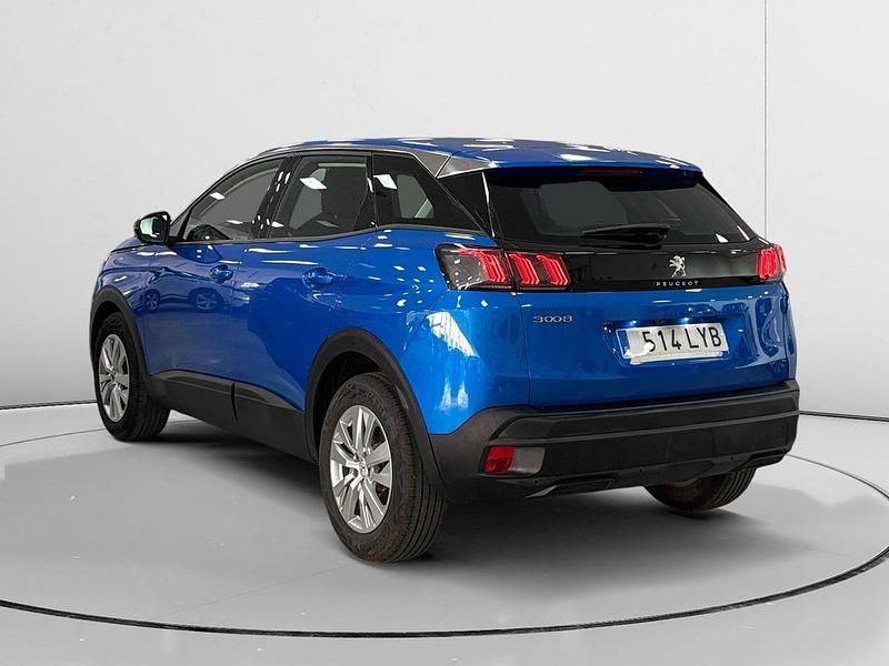 Usado Peugeot 3008 Active 131 CV (96 kW) 2022 Azul SUV