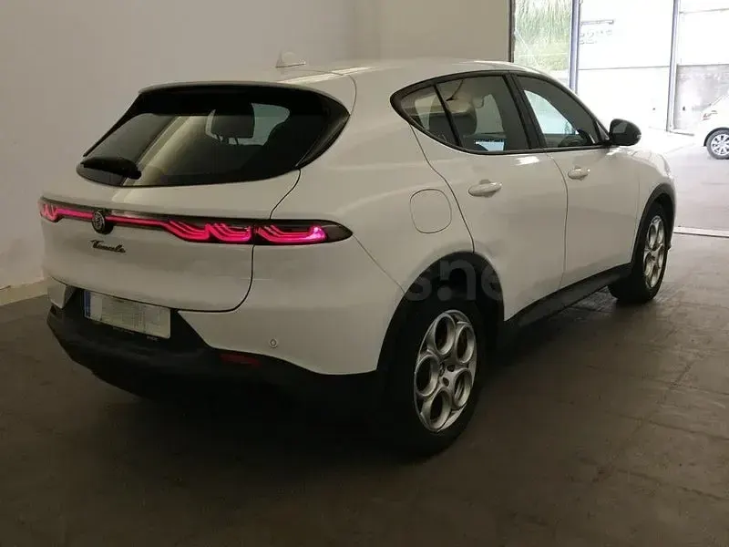 Usado Alfa Romeo Tonale Sprint 130 CV (95 kW) 2023 Blanco SUV