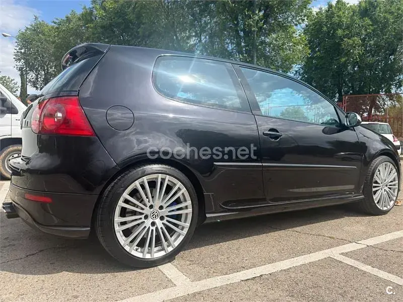 Usado VW Golf IV R 250 CV (183 kW) 2006 Negro Berlina