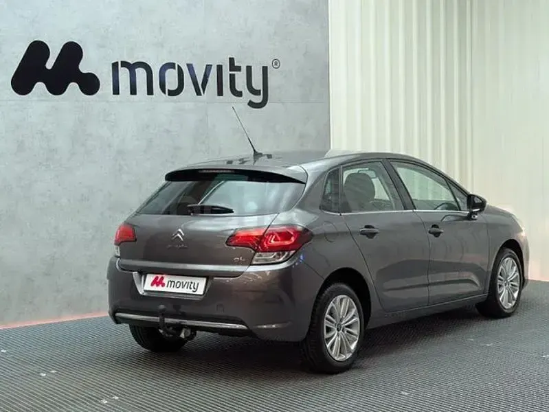 Usado Citroën C4 Live 99 CV (72 kW) 2017 Gris / plata Berlina
