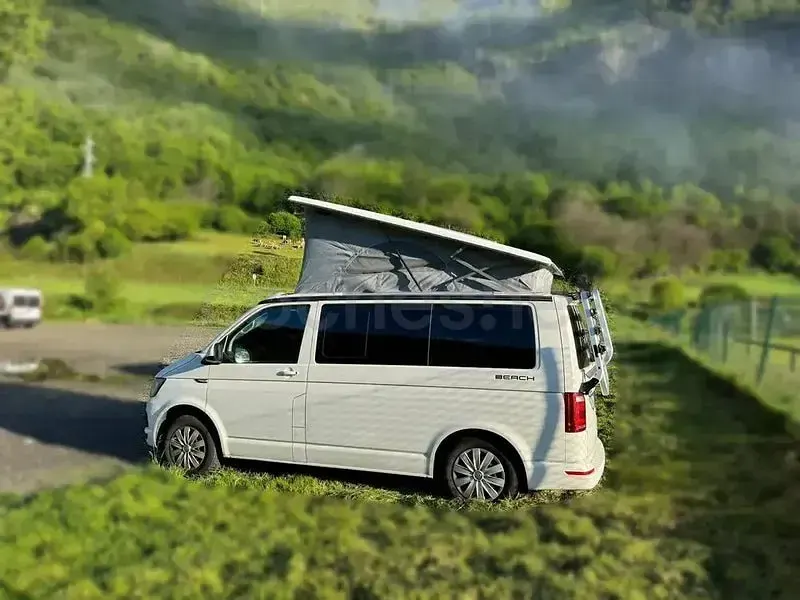Usado VW California Beach 150 CV (110 kW) 2019 Blanco Van