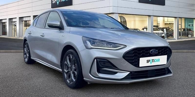 Usado Ford Focus ST-Line 125 CV (91 kW) 2023 Gris