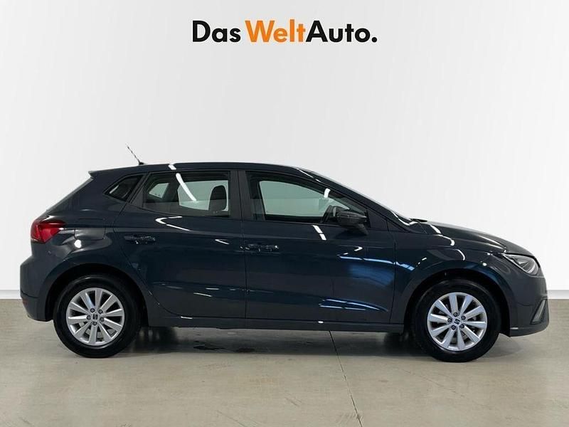 Usado Seat Ibiza Style 80 CV (58 kW) 2025 Azul Berlina
