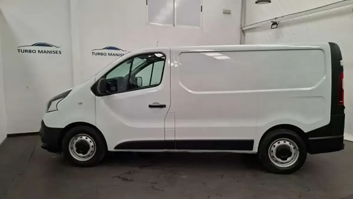 Usado Renault Traffic 145 CV (106 kW) 2021 Blanco Van