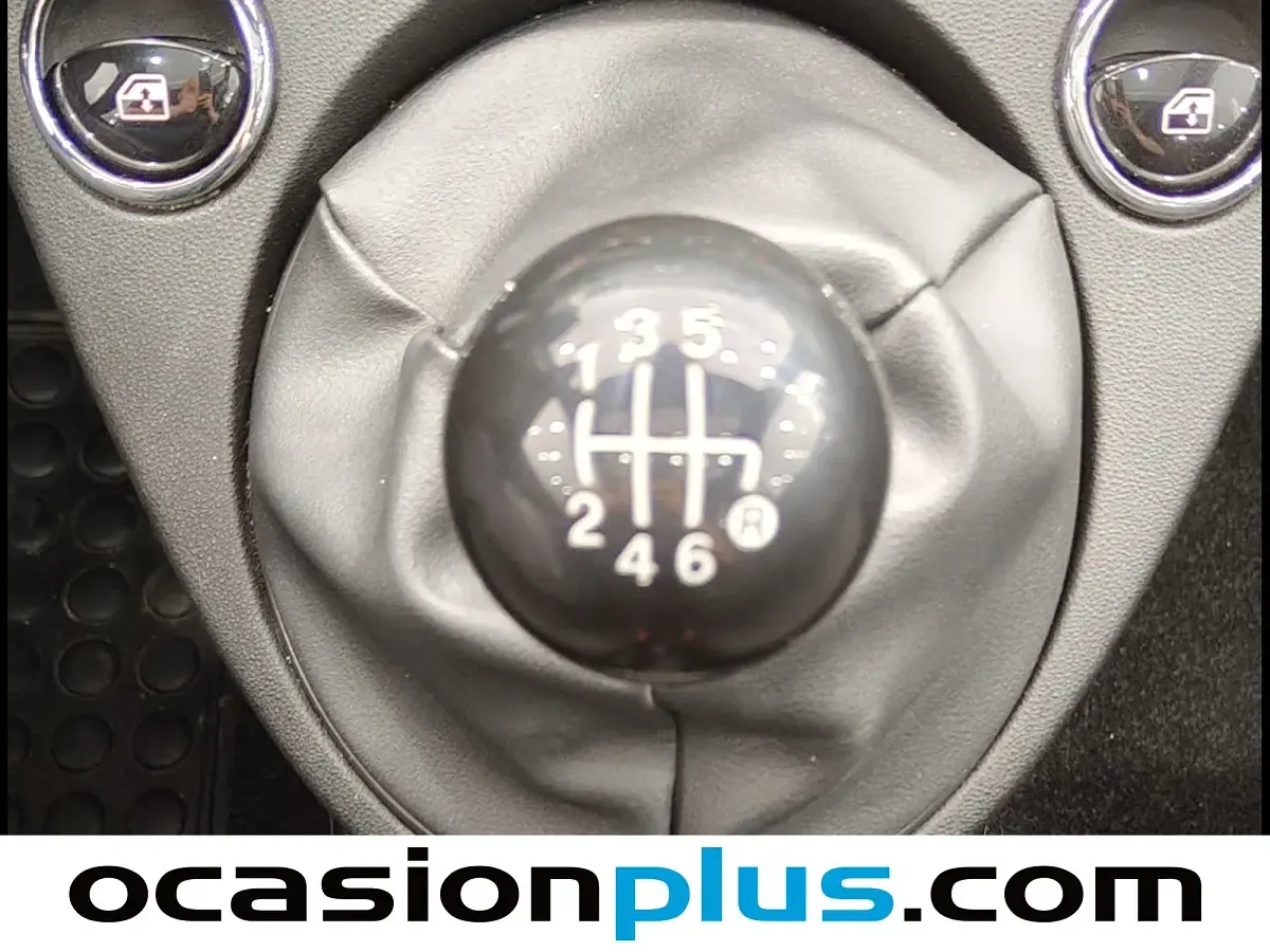 Usado Fiat 500 Dolcevita 71 CV (52 kW) 2024 Verde Utilitario