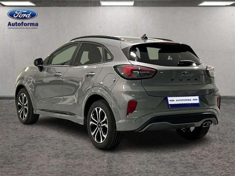 Usado Ford Puma ST-Line X 125 CV (91 kW) 2021 Plateado SUV