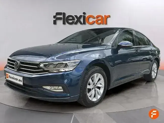 Usado VW Passat Executive 150 CV (110 kW) 2020 Azul Berlina